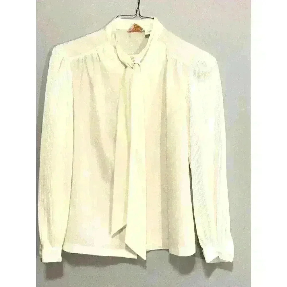 Vintage 70s Knitmakers 12 Runs Small Cream blouse button Up long sleeve Tie Neck